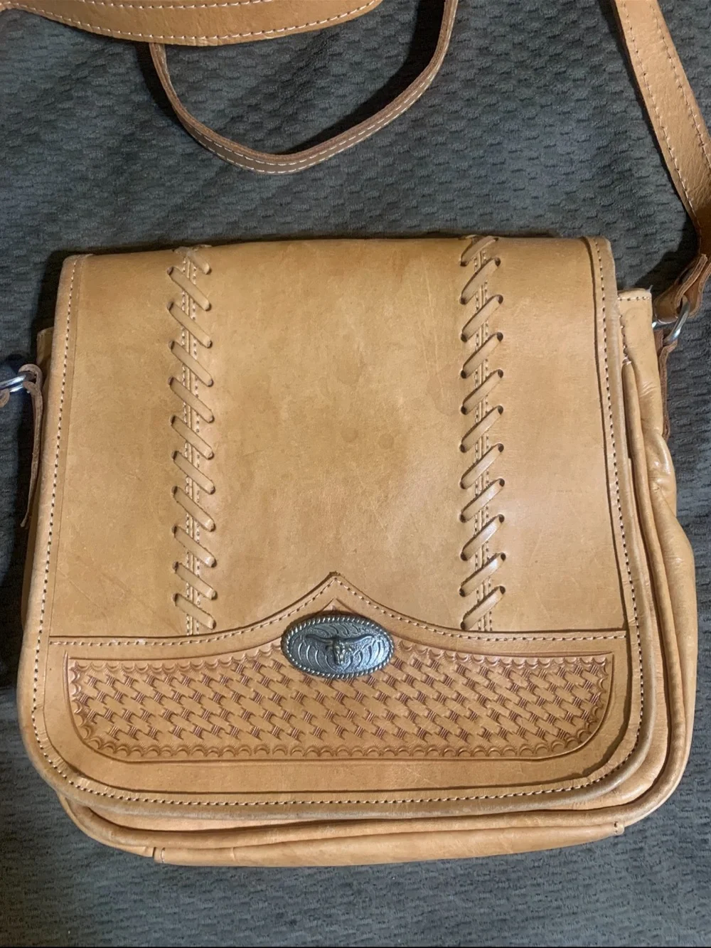 Leather hand tooled Mexican shoulder bag (Cow Steer embossed).